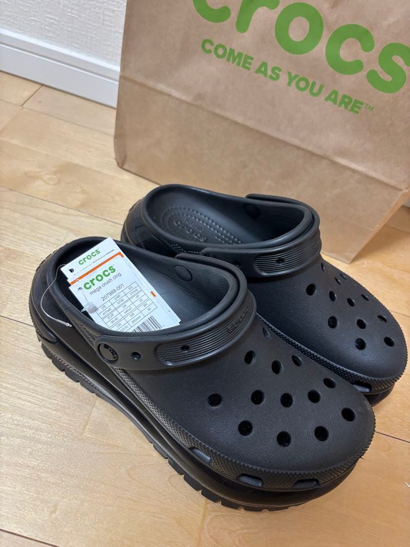 crocs メガ クラッシュ クロッグ