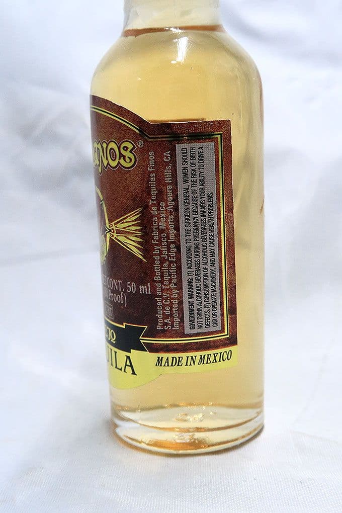 ドス・マノス（DOS MANOS） アネホ テキーラ ミニチュアボトル