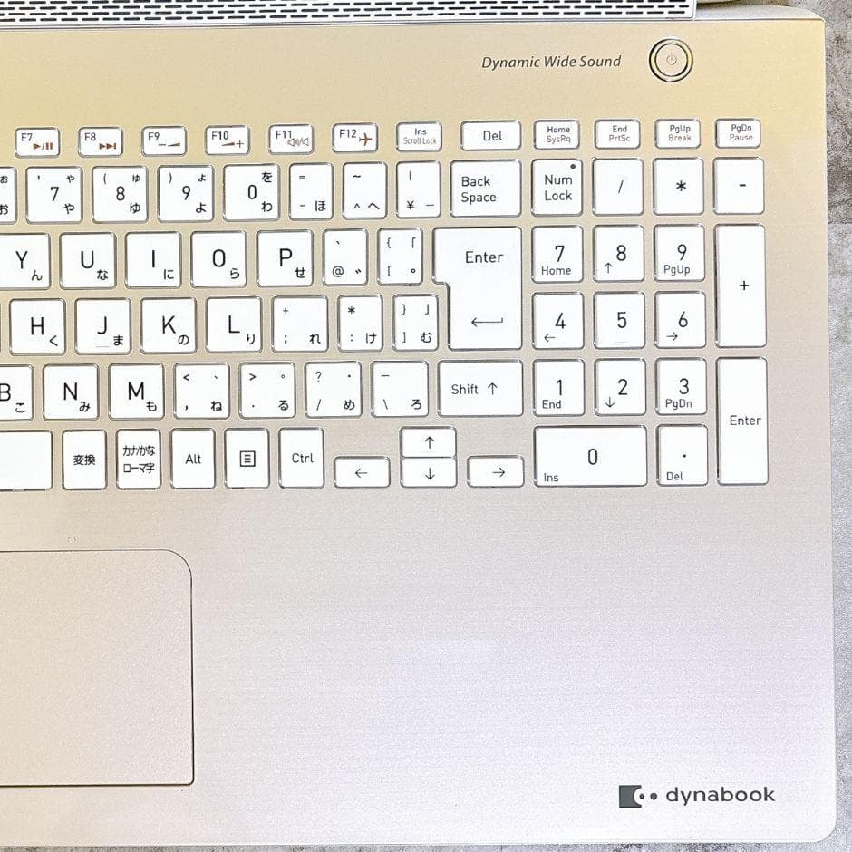 ほぼ美品✨新品メモリ16GB✨ｉ5 カメラ 薄型 フルHD ブルーレイWin11