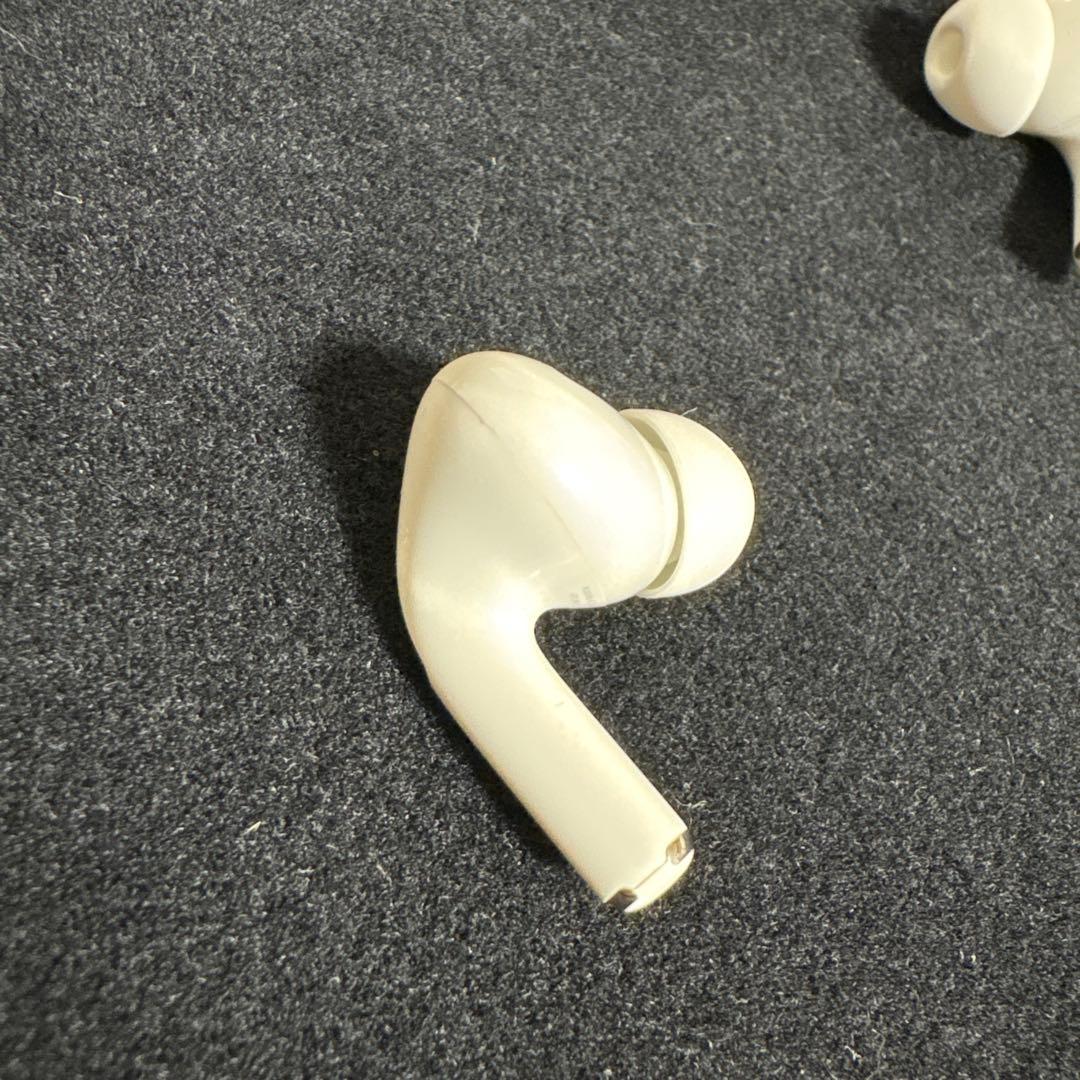 【週末最終値下げ】AirPods Pro 2 USB-C（使用期間１年未満）