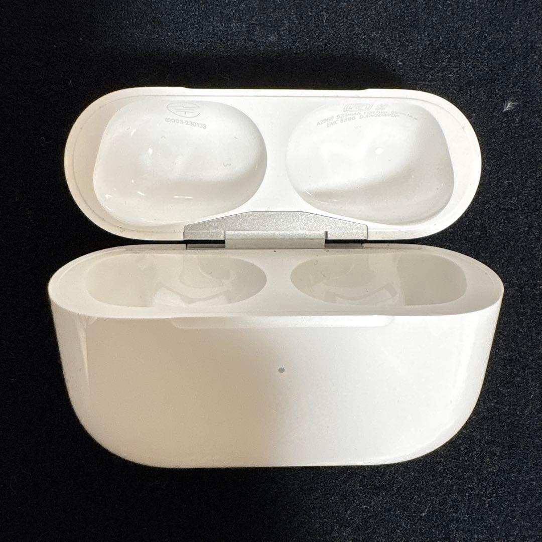 【週末最終値下げ】AirPods Pro 2 USB-C（使用期間１年未満）