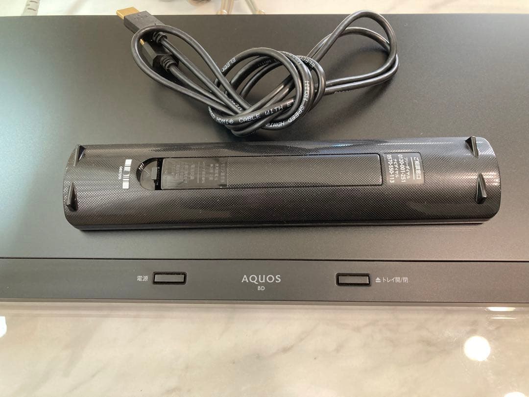 2021年製　シャープ　ブルーレイレコーダー　2B-C05DW1