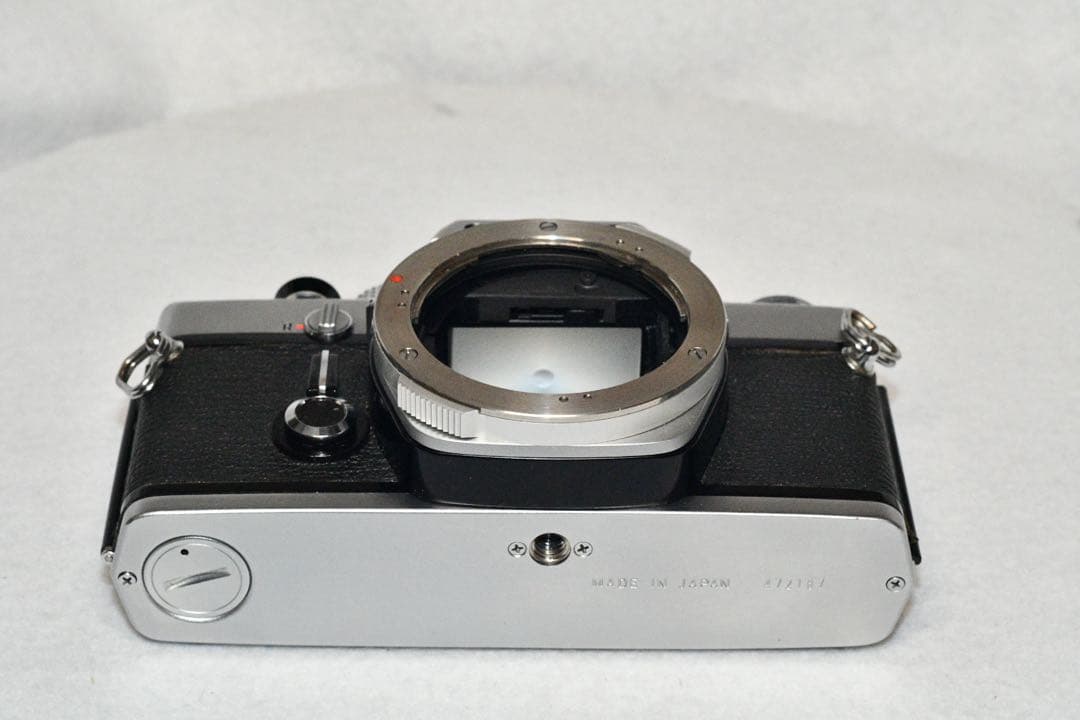 お値引き《動作品》OLYMPUS OM-1+レンズ2本組　a404