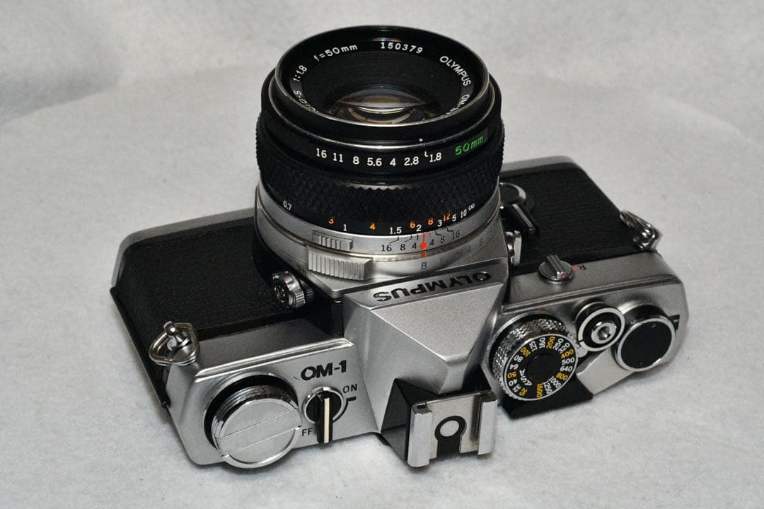 お値引き《動作品》OLYMPUS OM-1+レンズ2本組　a404