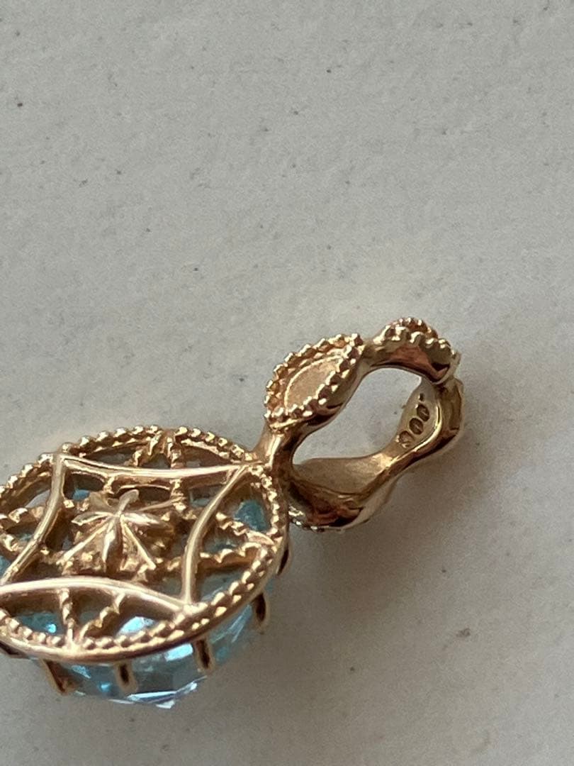 agete ペンダントトップ