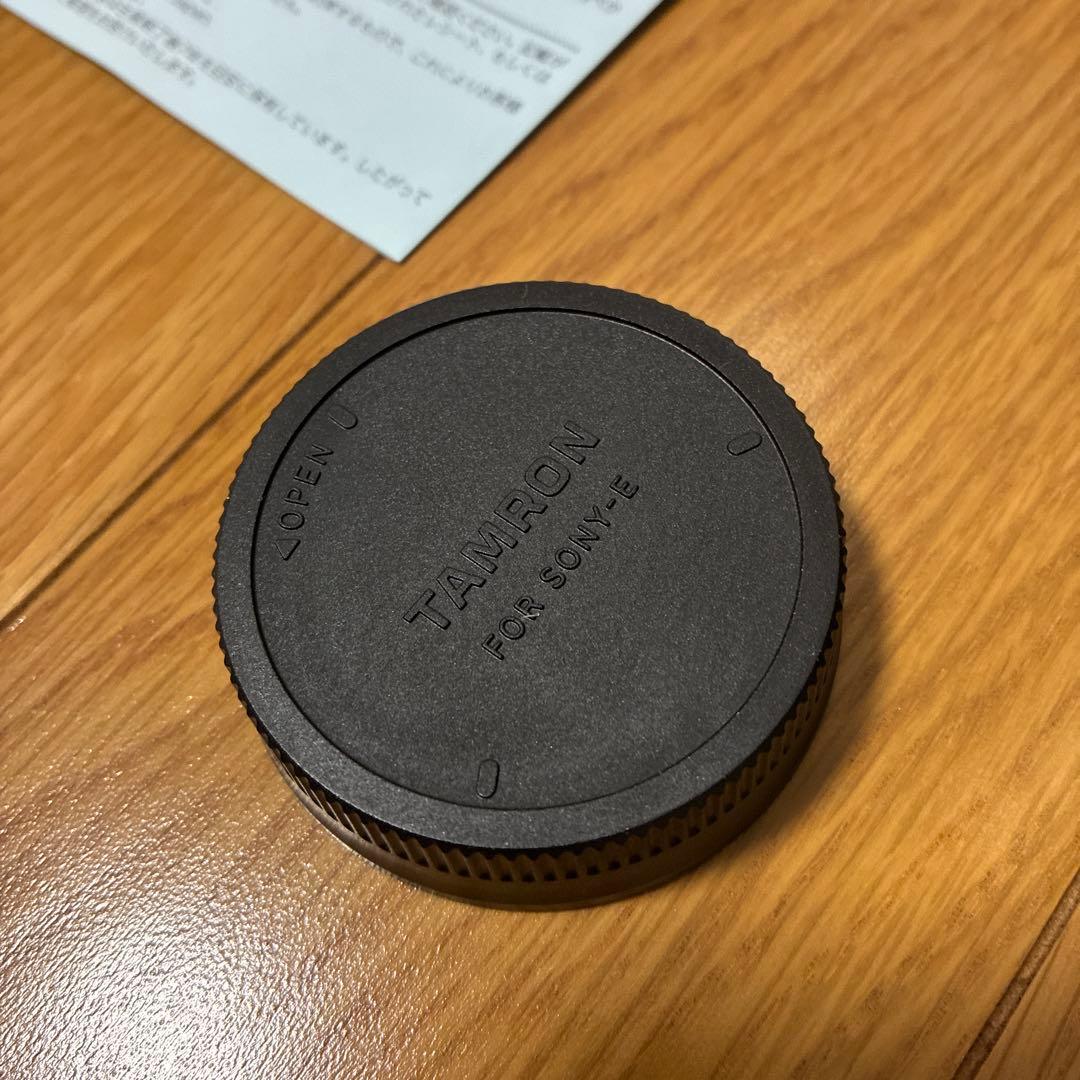 TAMRON 28-75mm F2.8 Di IIIRXD フィルター付き
