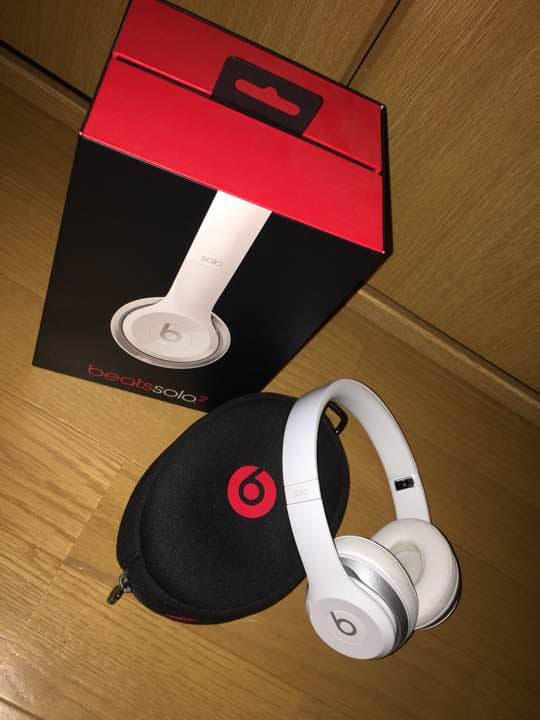 ビーツ ヘッドホン beats solo2