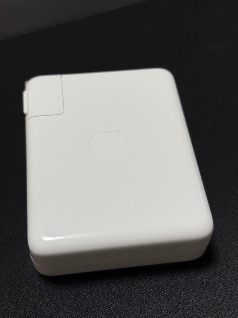 Apple 140W USB-C アダプタとMagSafe 3ケーブルホワイト