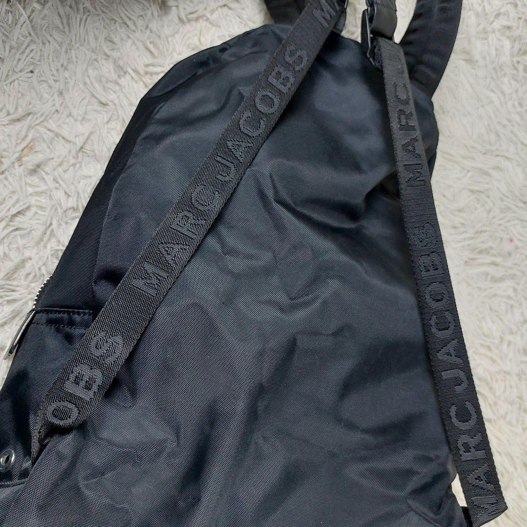 MARCJACOBS サスペリア デカロゴリュックサック バックパック ブラック