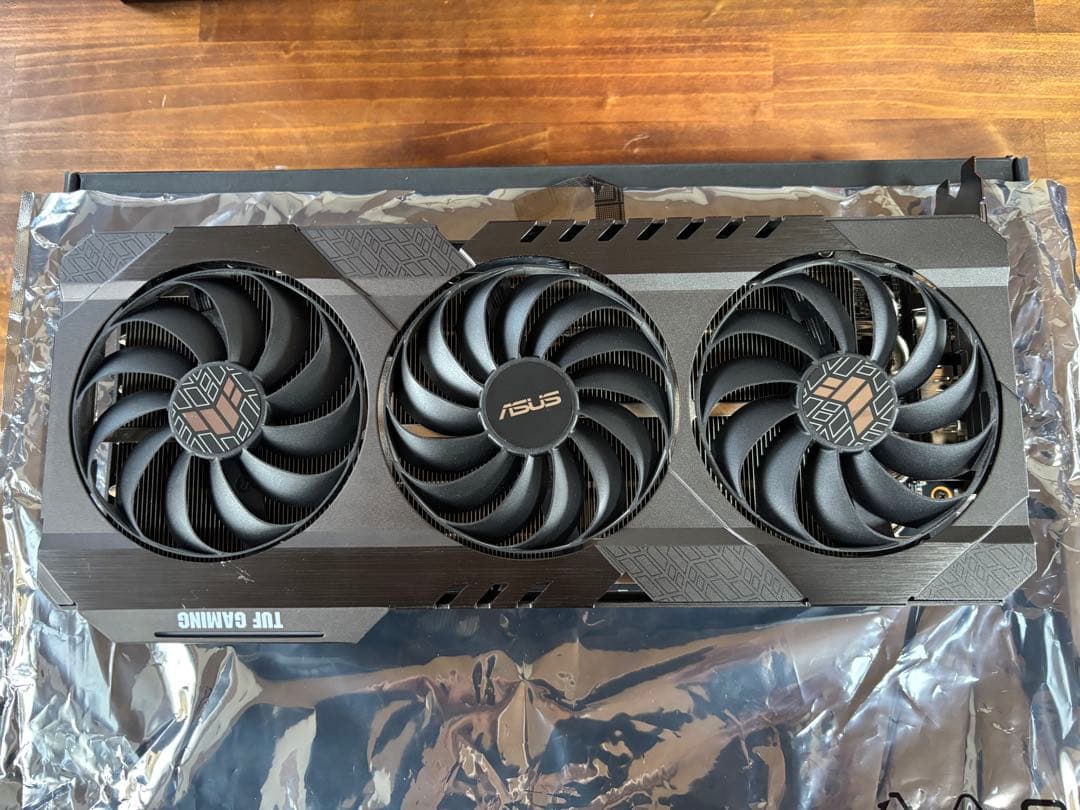 グラフィックボード・グラボ・ビデオカード ASUS TUF RX6900XT O16G GAMING