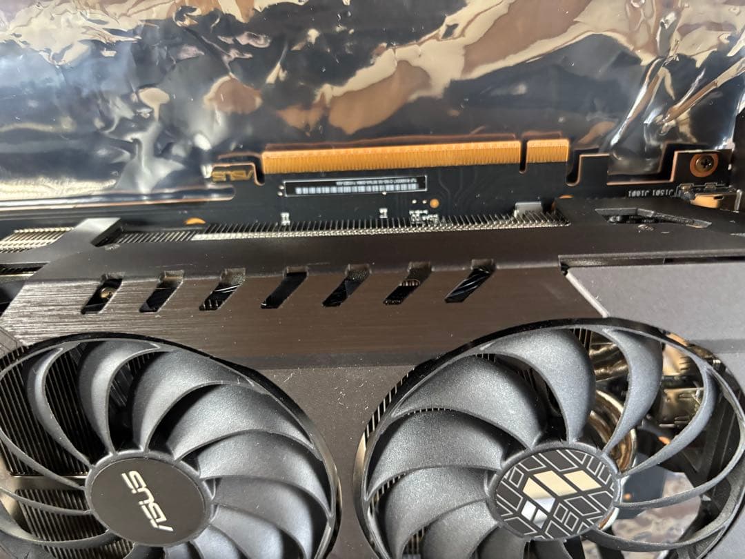 グラフィックボード・グラボ・ビデオカード ASUS TUF RX6900XT O16G GAMING