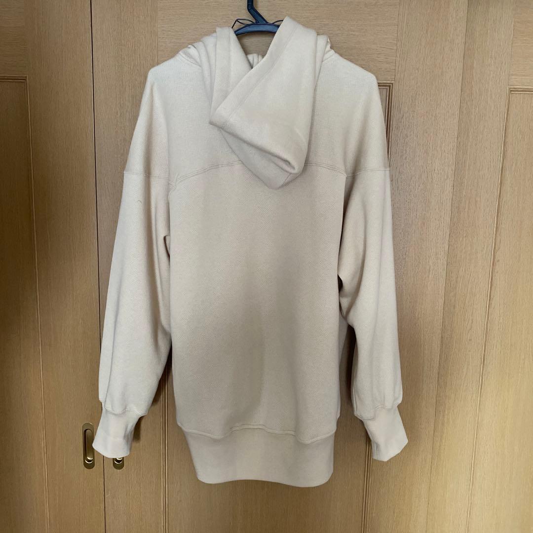 大人気❣️ハグオーワーアメリカーノコラボパーカー