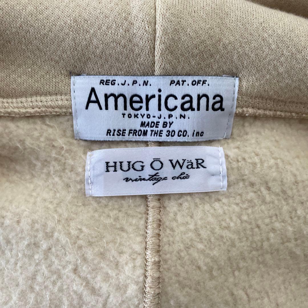 大人気❣️ハグオーワーアメリカーノコラボパーカー