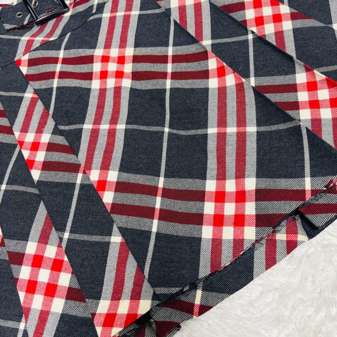 極美品 バーバリーブルーレーベル プリーツ スカート ロゴ刻印 ベルト チェック