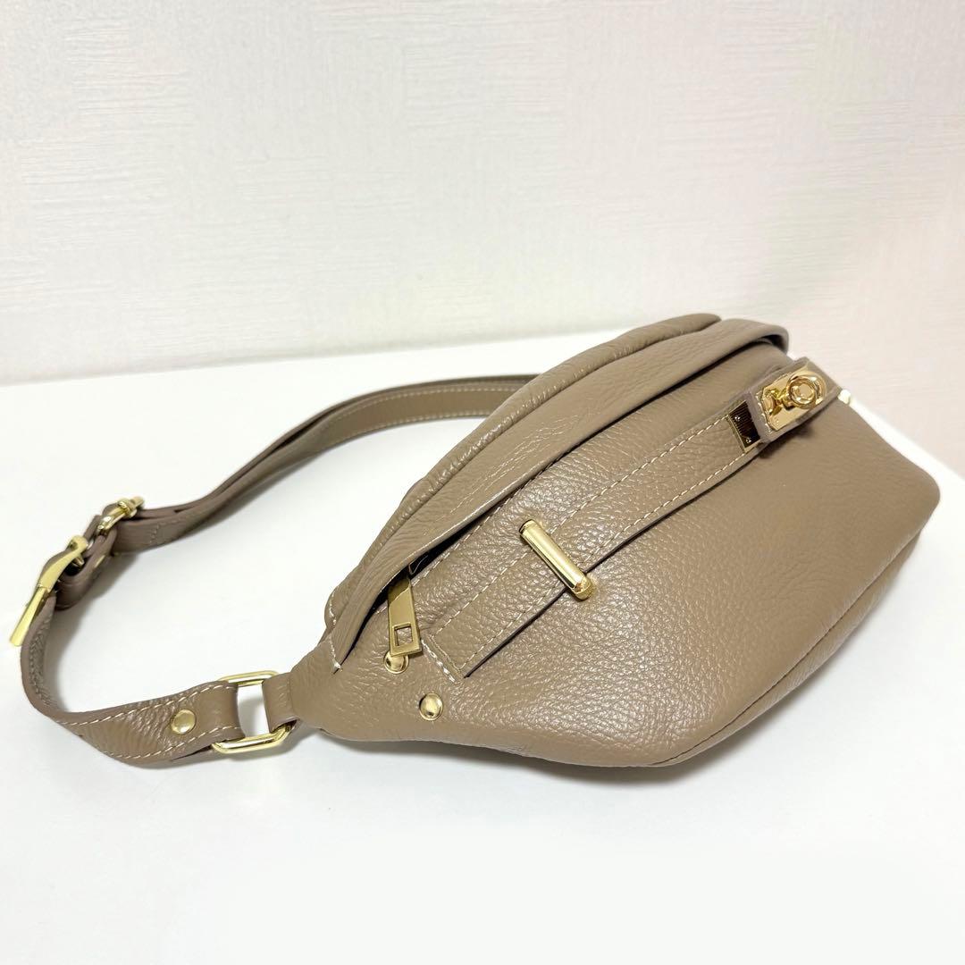 最終価格【極美品】オウレンティ AULENTTI レザー ボディバッグ