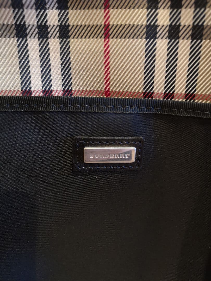BURBERRY　ショルダーバッグ