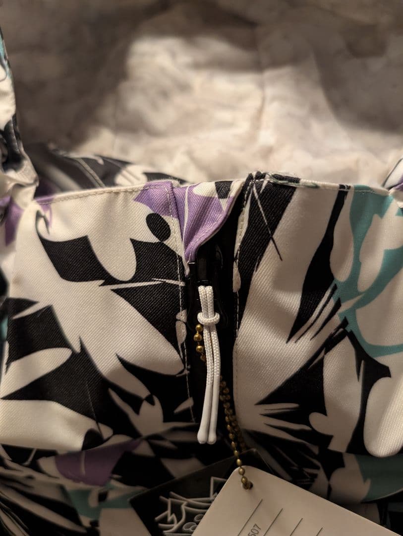 スノーボードウェア 女性用 多色デザイン