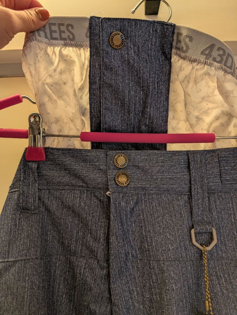 スノーボードウェア 女性用 多色デザイン