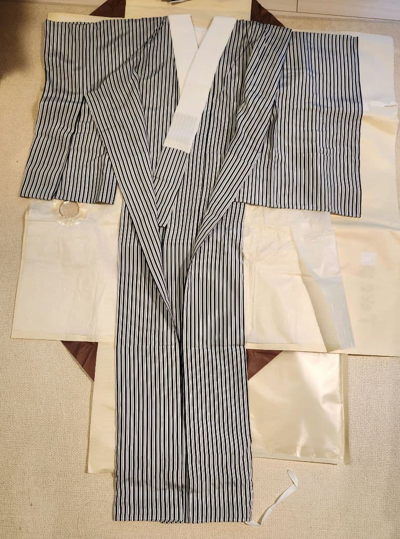 かず　小柄な方向け 新品 正絹 濃紺 ストライプ柄 長襦袢