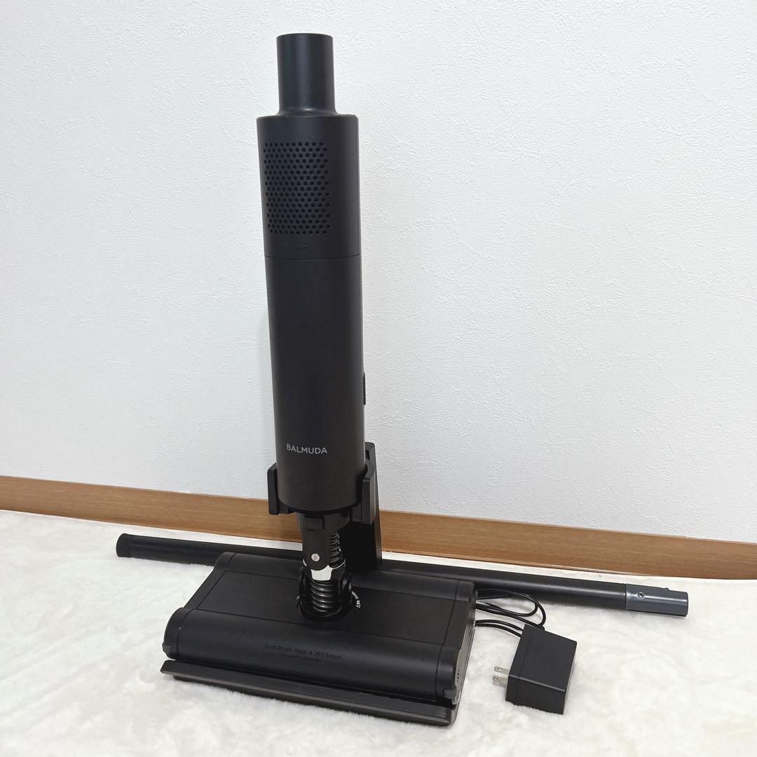 美品 BALMUDA C-E100-BK 2021年製スティッククリーナー