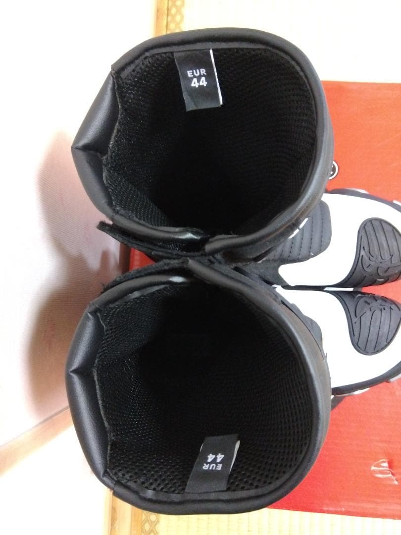 BERIK ベリック レーシングブーツ ブラック/ホワイト サイズ44