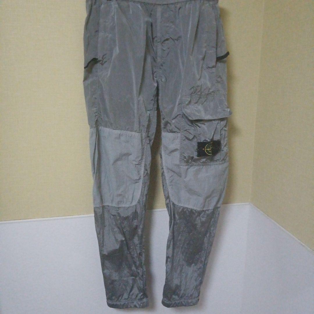 美品　Stone  グレー　シルバー カーゴパンツ Mサイズ