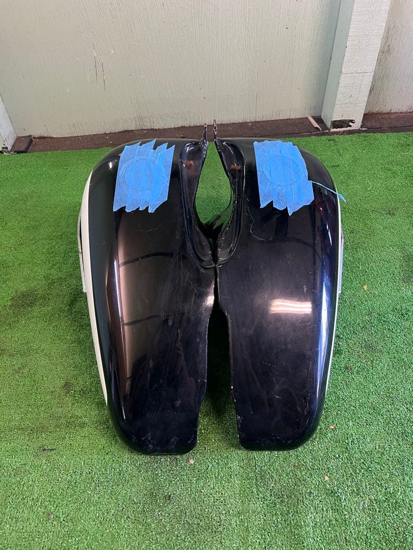 ハーレーダビッドソン　　ガソリンタンク　フューエルタンク　分割タンク