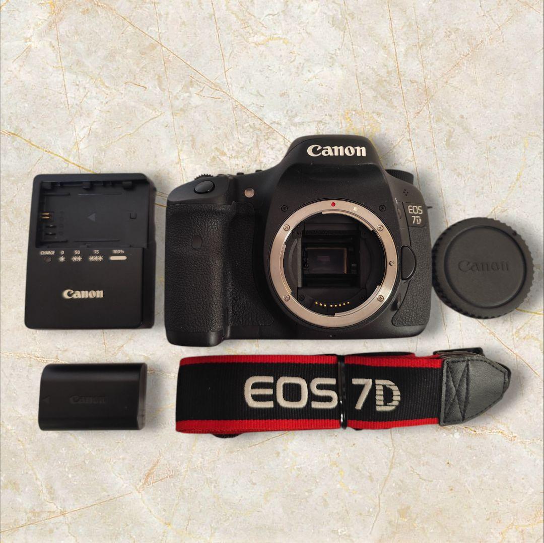 Canon EOS 7D キャノン デジタル一眼レフ ボディ
