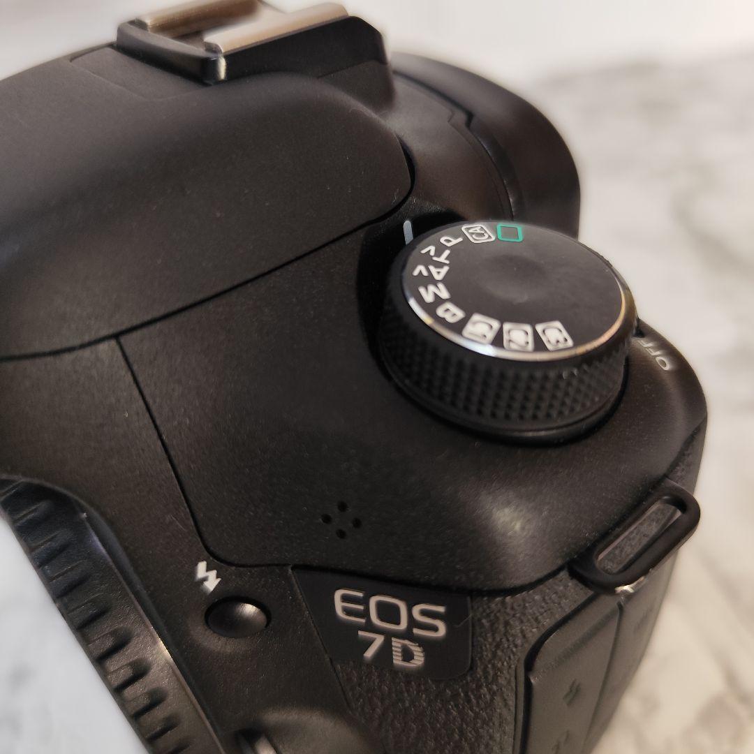 Canon EOS 7D キャノン デジタル一眼レフ ボディ