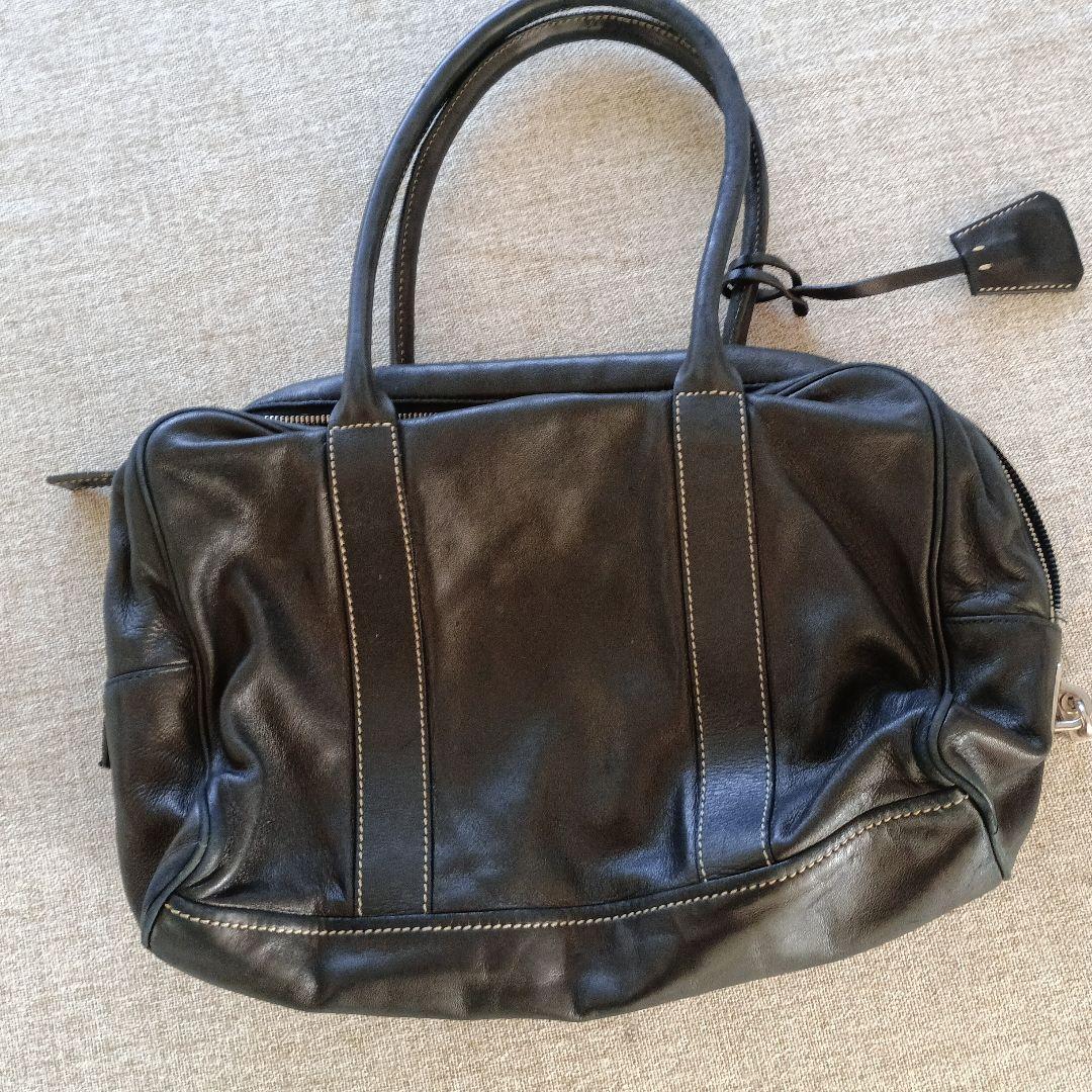 PRADA ブラックレザー バッグ
