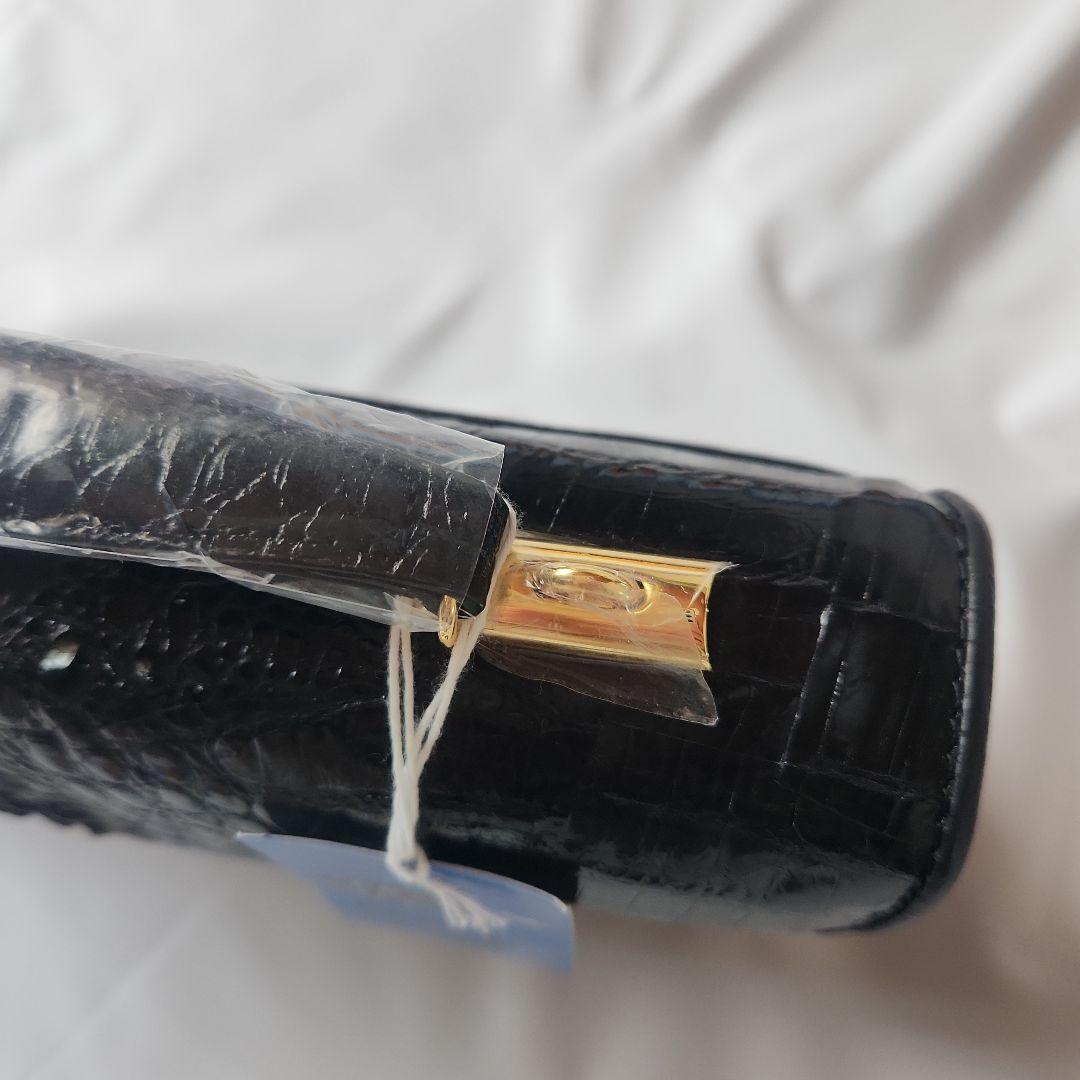 amiet カイマン レザーハンドバッグ ショルダー 2way 黒　ロック付き