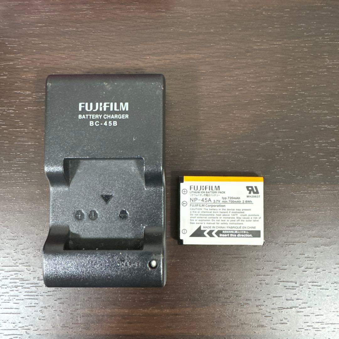 Fujifilm FinePix Z90 ピンク