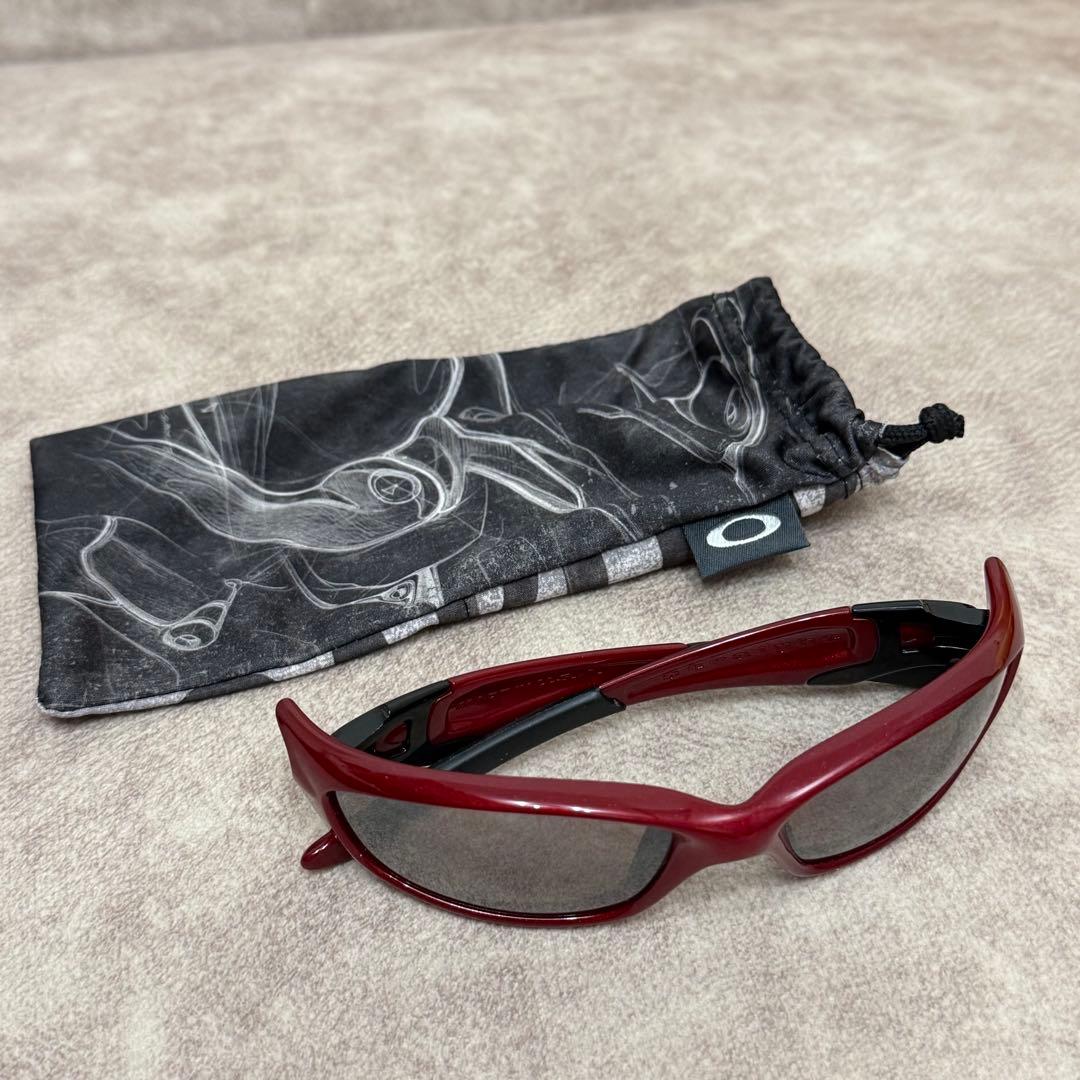 【美品】OAKLEY（オークリー）　赤　サングラス