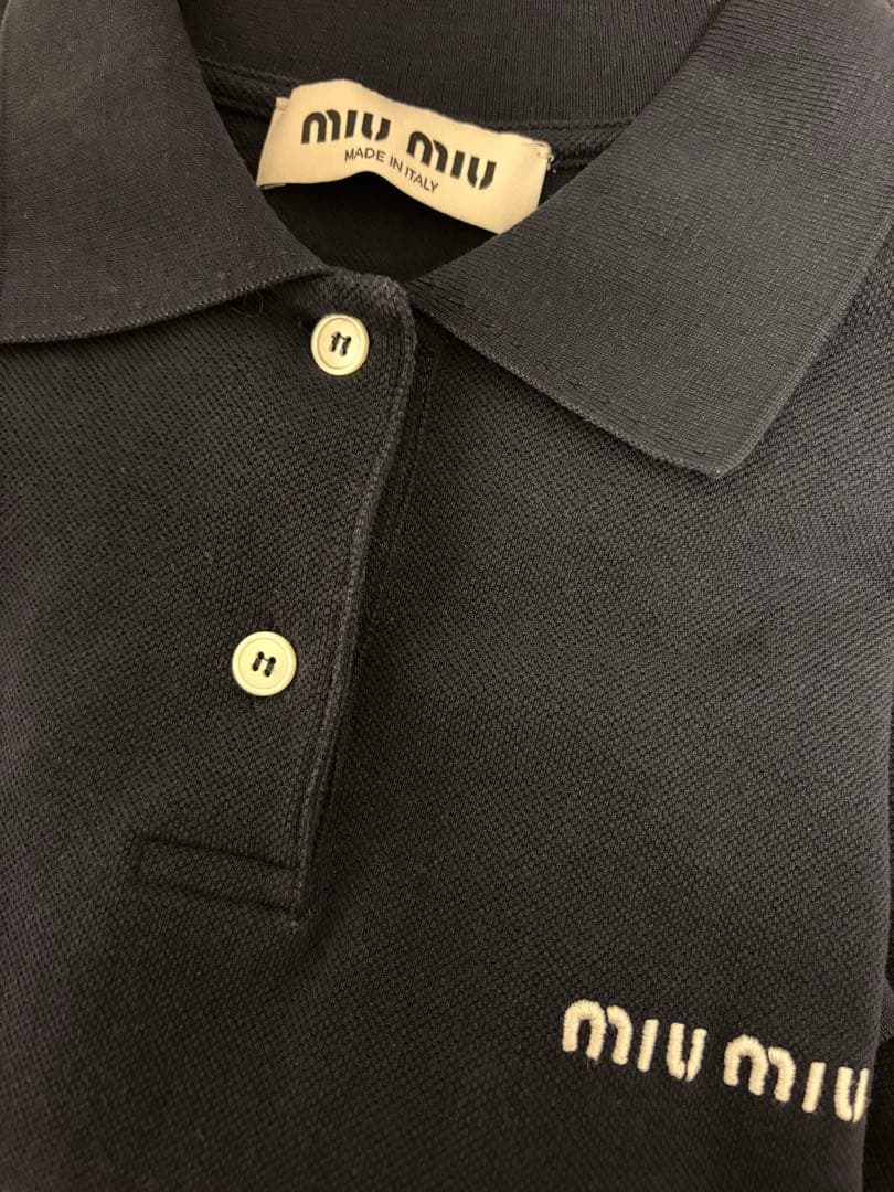 MIUMIU ミュウミュウ　ポロシャツ