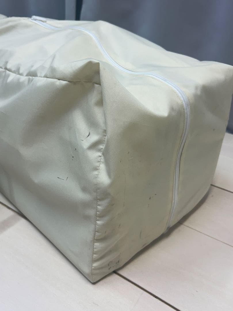 アップリカ　ココネルエアー　折りたためるベビーベッド