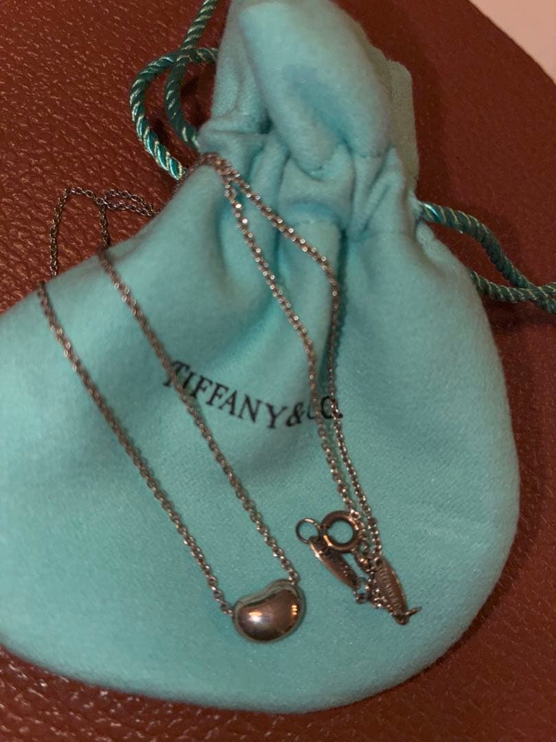Tiffany & Co. シルバーペンダントネックレス　ビーンズ