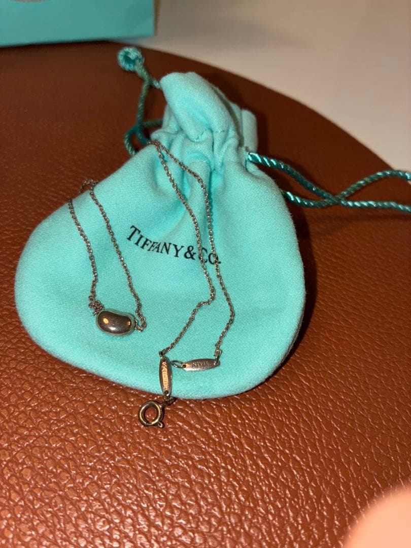 Tiffany & Co. シルバーペンダントネックレス　ビーンズ