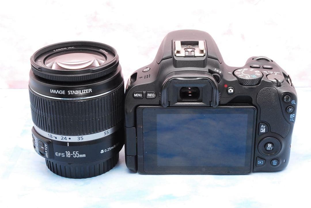 キャノン kiss X9☆一眼レフカメラ☆手ぶれ補正レンズ☆スマホ転送OK