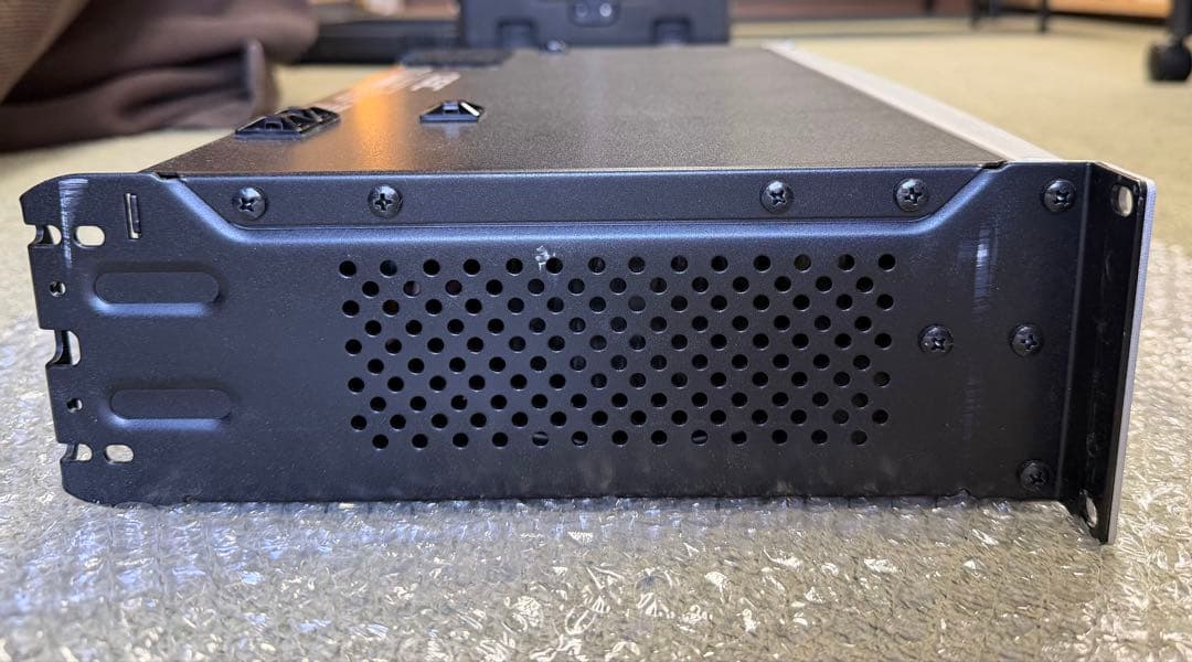 QSC GXD5 パワーアンプ