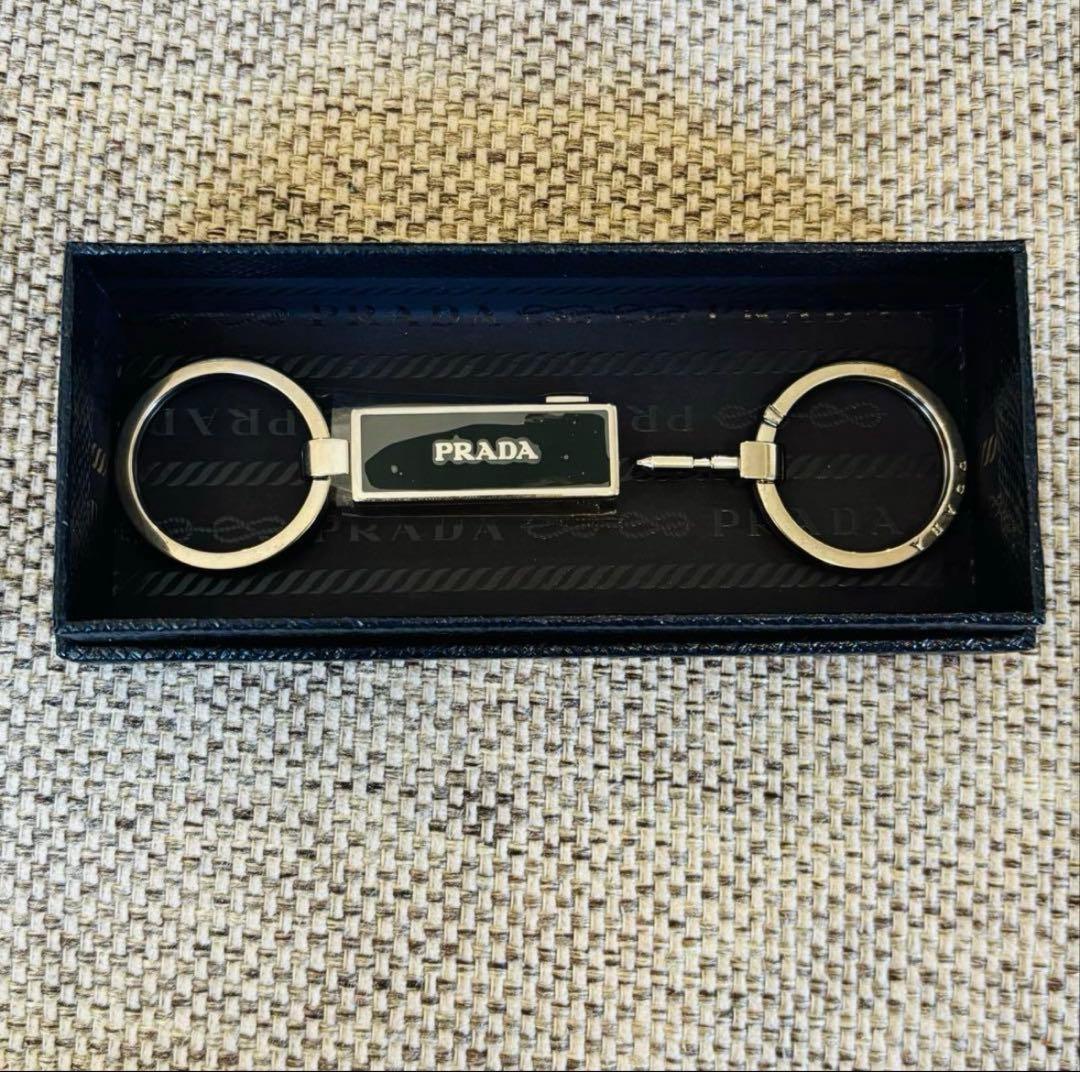 【美品】プラダ　キーリング / キーホルダー