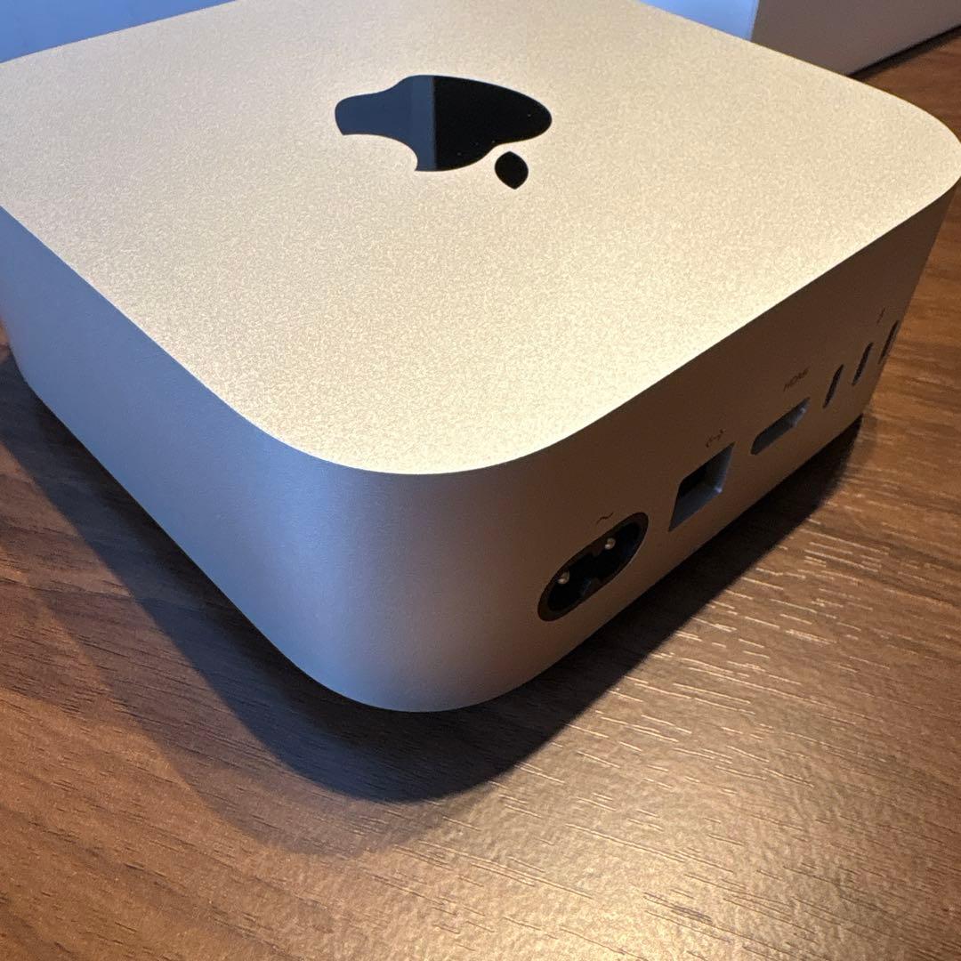 Apple Mac mini M4 16GB 256GB 新古品　保証期間内