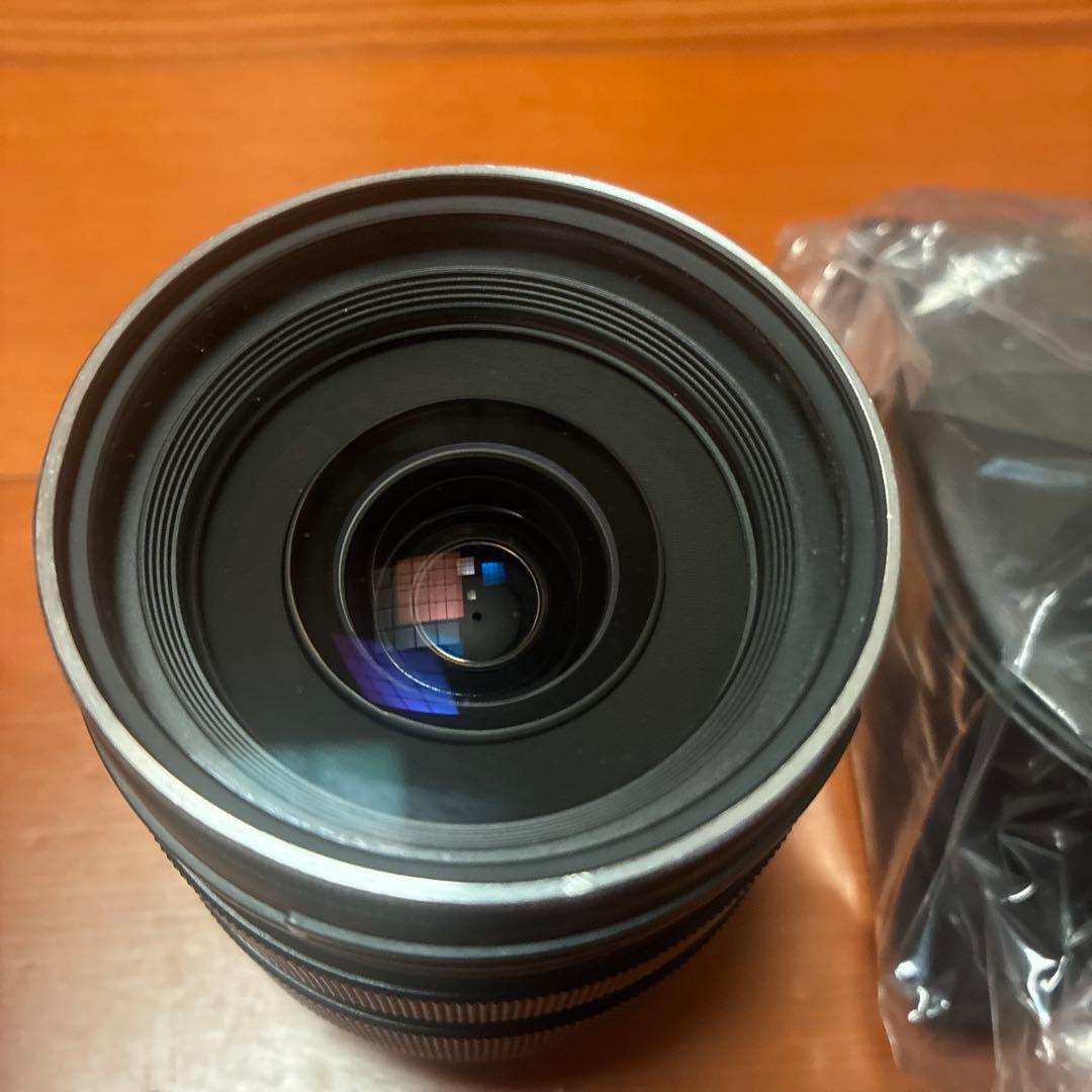 Olympus M.Zuiko 12-40mm f/2.8 ズームレンズ