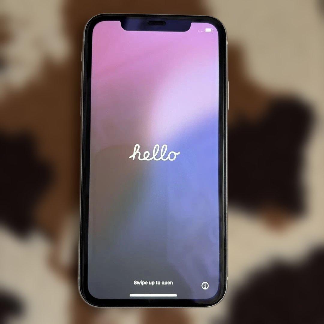 Apple iPhone 11ホワイト 本体