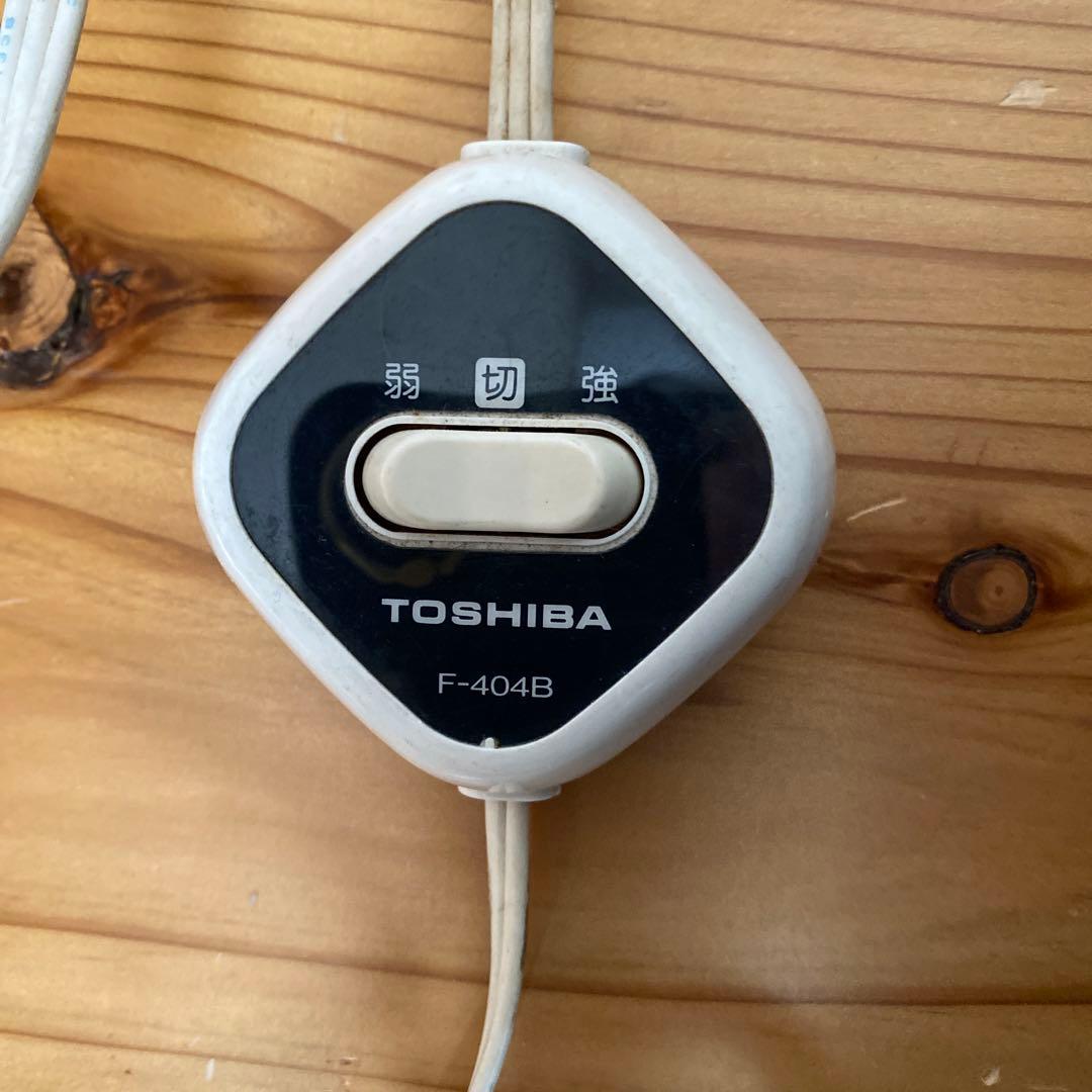 昔の扇風機壁掛け　東芝