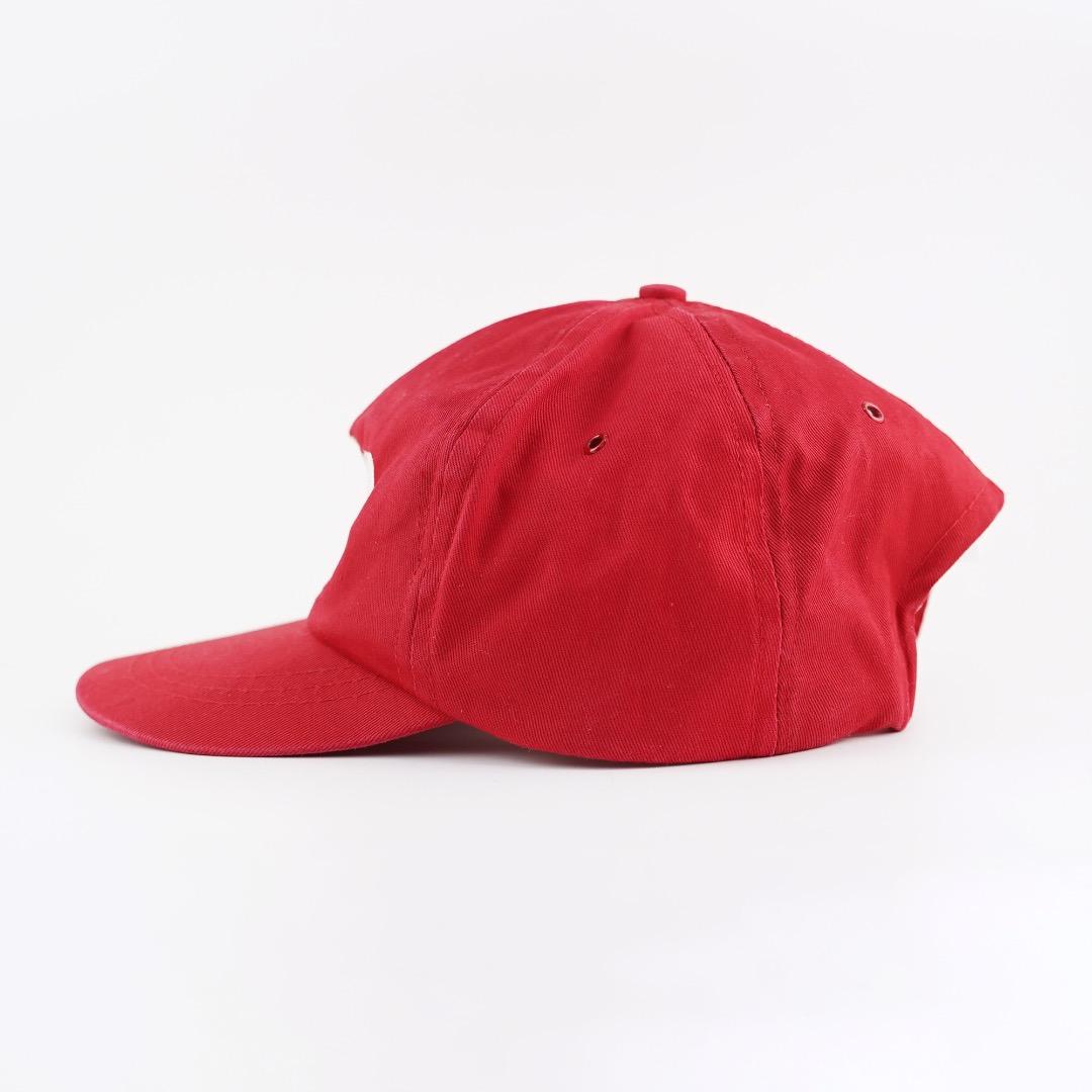Marlboro マルボロ 帽子 キャップ ロゴ 刺繍 90s 赤 18397
