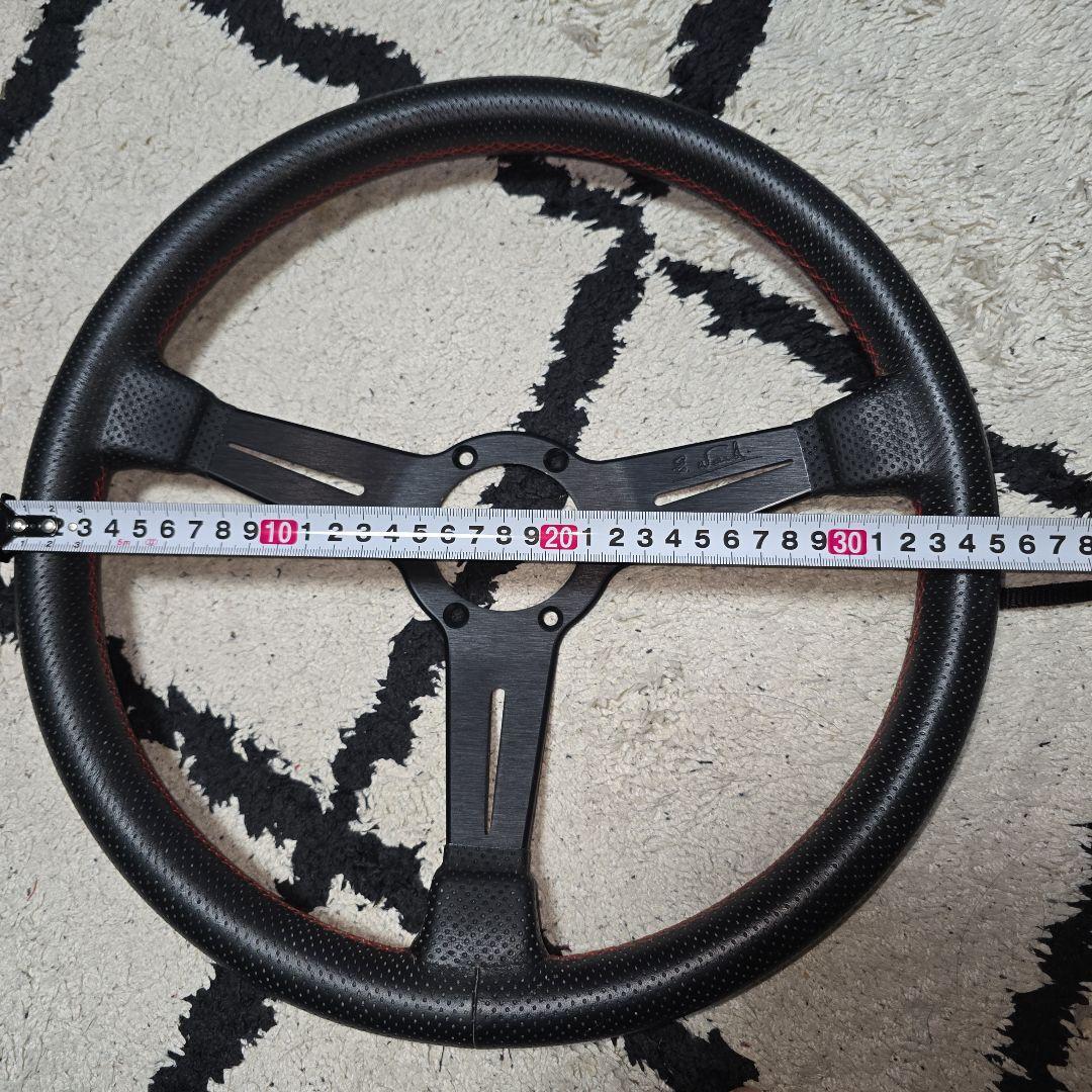 ナルディ　ステアリング　ハンドル　パンチングレザー　レットステッチ