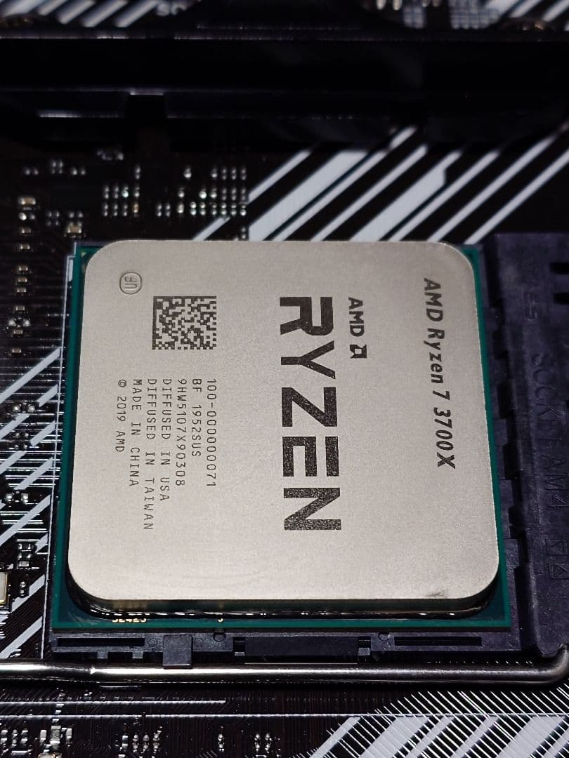 AMD Ryzen 7 3700X CPU 【動作確認済】