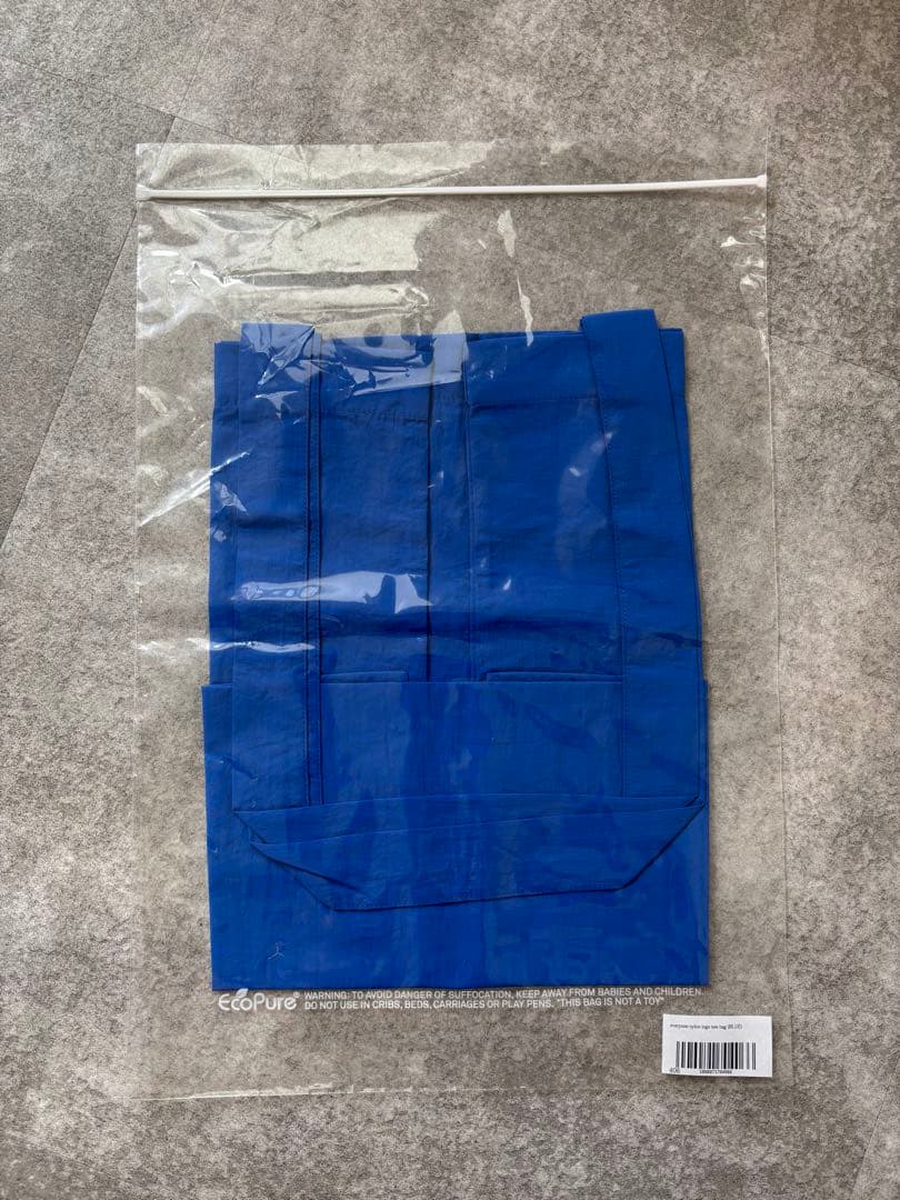バッグ everyone nylon logo tote bag (BLUE)