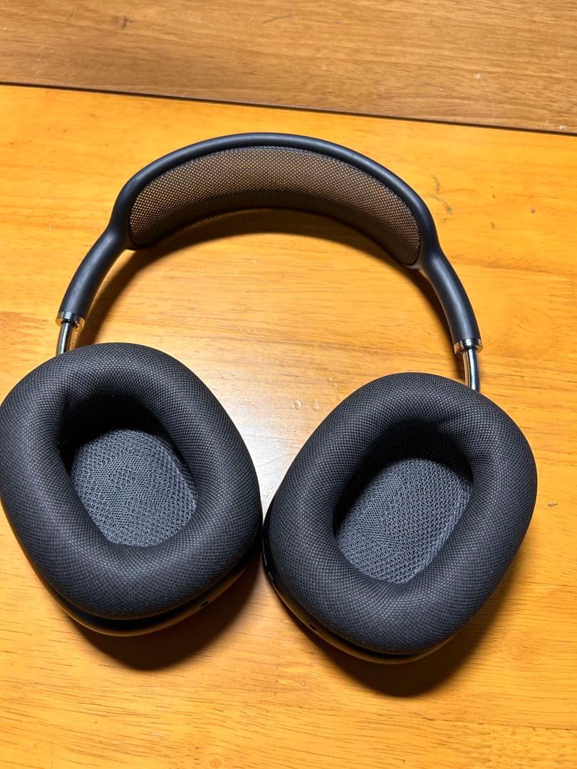 AirPods MAXブラック ケース付き