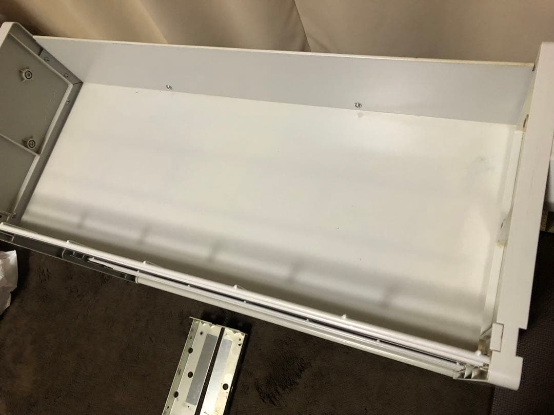 クリナップ　昇降式吊戸棚